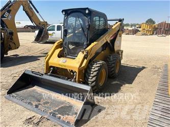 CAT 262D3 Міні-навантажувачі
