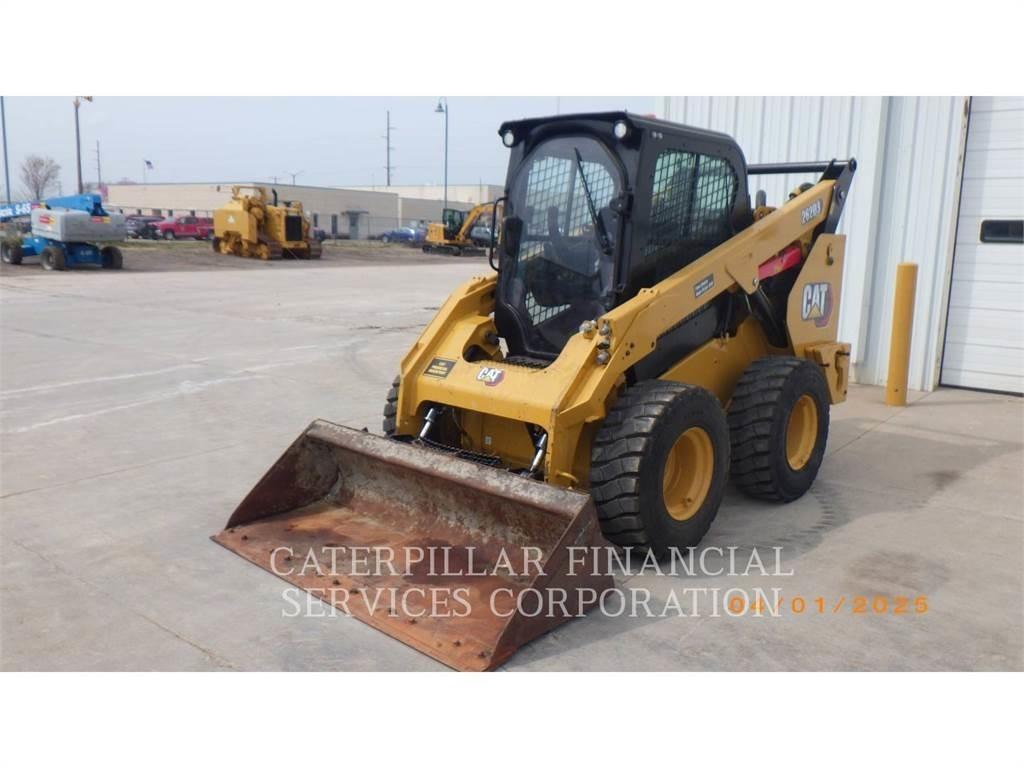 CAT 262D3 Міні-навантажувачі