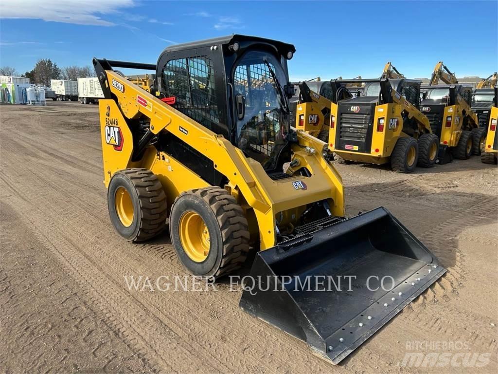 CAT 262D3 Міні-навантажувачі