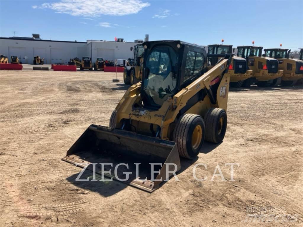 CAT 262D3 Міні-навантажувачі