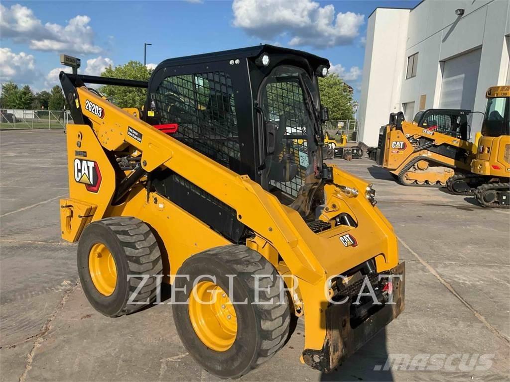 CAT 262D3 Міні-навантажувачі