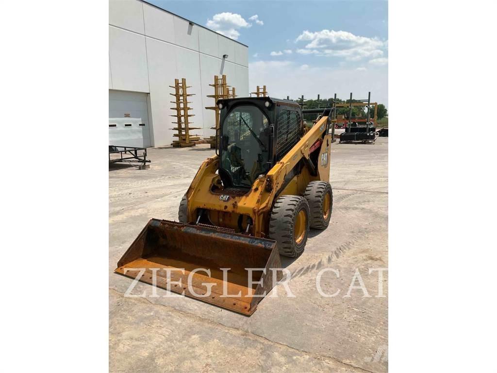 CAT 262D3 Міні-навантажувачі