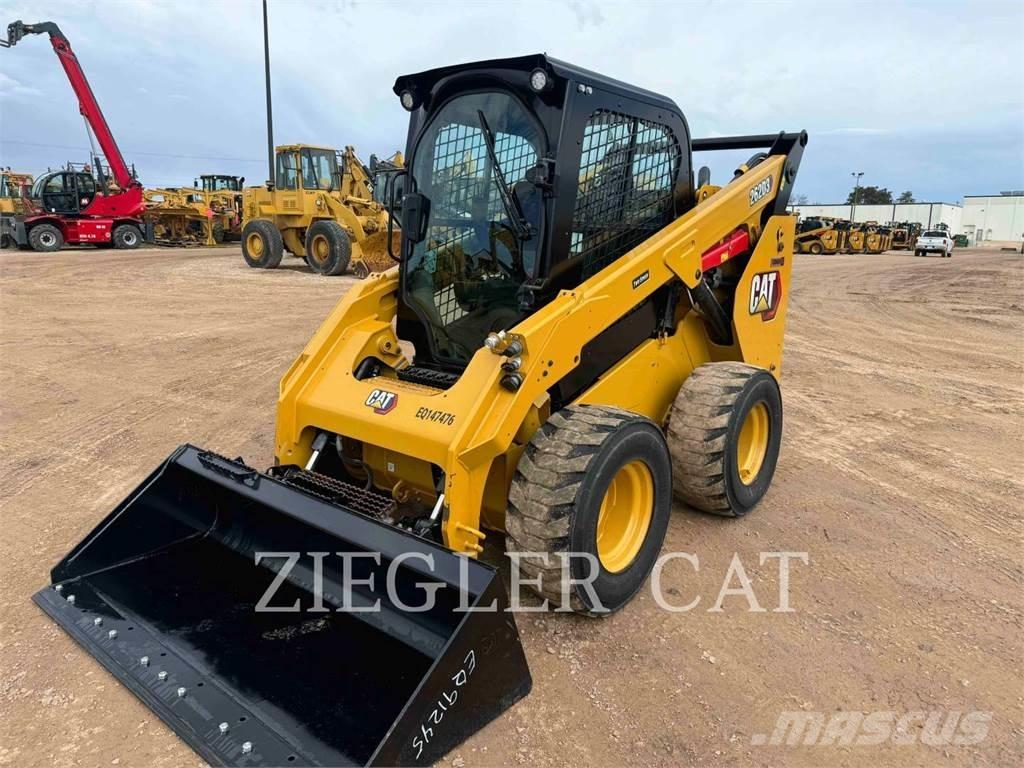 CAT 262D3 Міні-навантажувачі