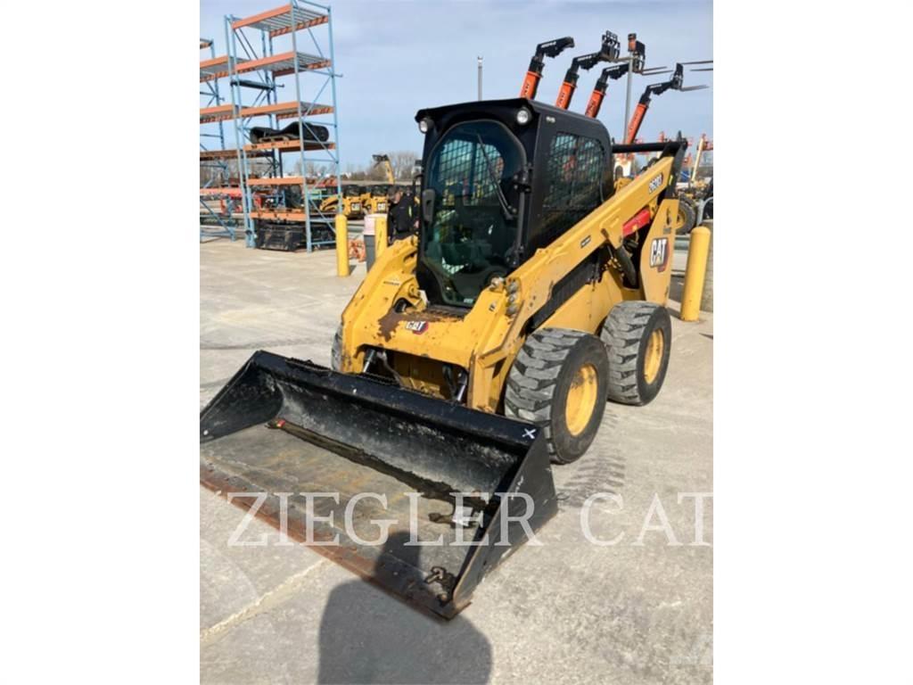 CAT 262D3 Міні-навантажувачі