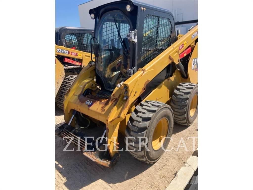 CAT 262D3 Міні-навантажувачі