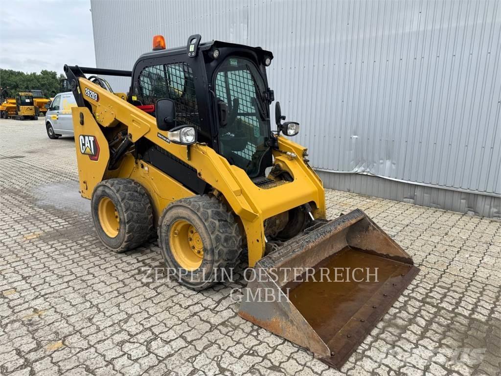 CAT 262D3 Міні-навантажувачі