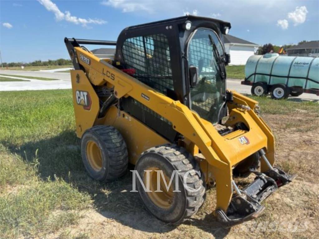 CAT 262D3 Міні-навантажувачі