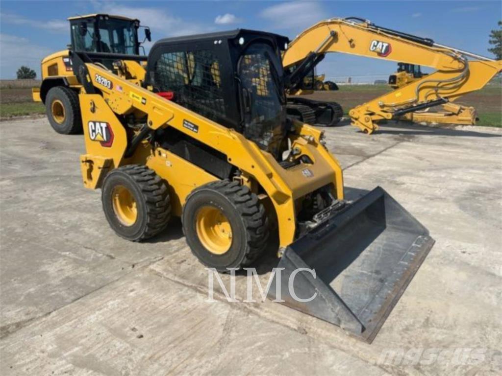 CAT 262D3 Міні-навантажувачі