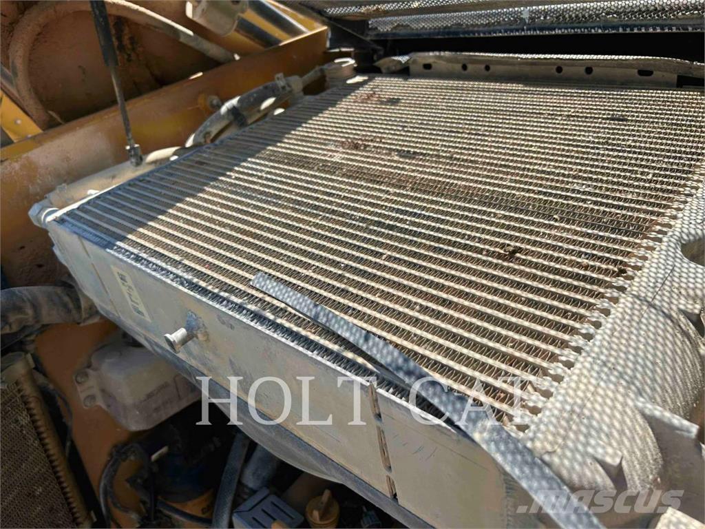 CAT 262D3 Міні-навантажувачі