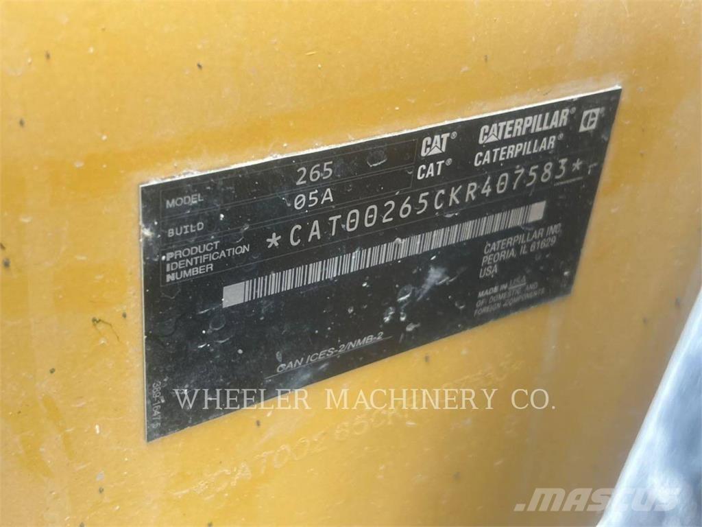 CAT 265 C3H2 Гусеничні вантажники