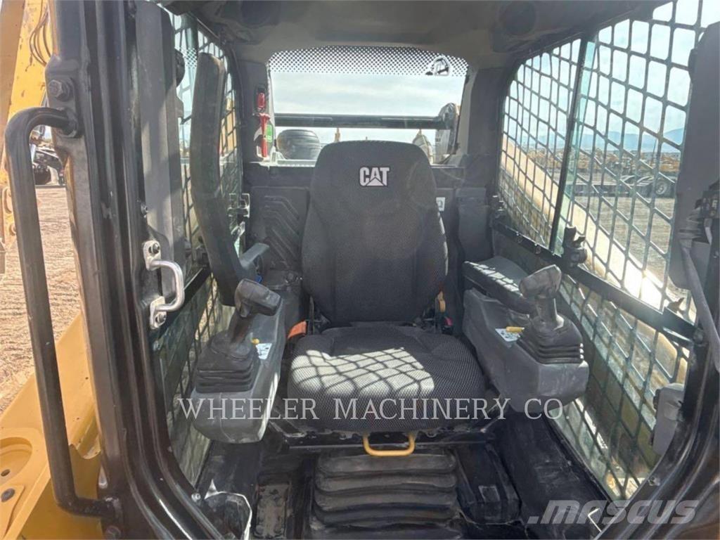 CAT 265 C3H2 Гусеничні вантажники