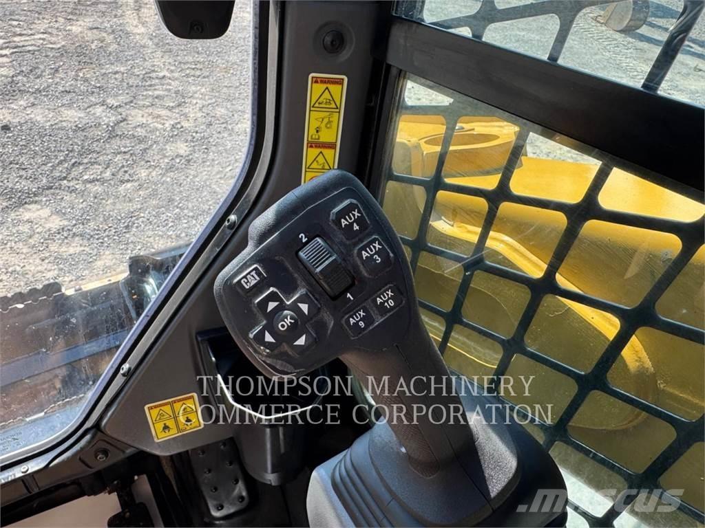 CAT 26505 Гусеничні вантажники