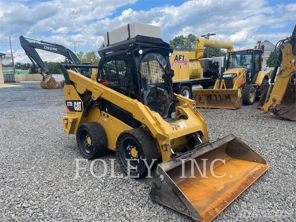 CAT 272D2 Міні-навантажувачі