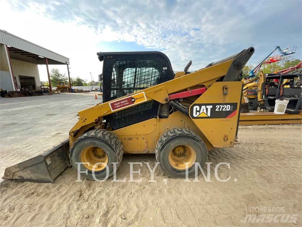 CAT 272D2 Міні-навантажувачі