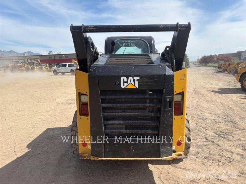 CAT 272D2C3XHP Міні-навантажувачі