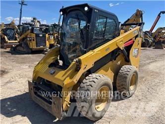 CAT 272D3 Міні-навантажувачі