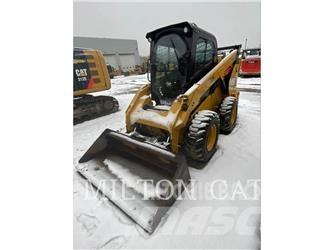 CAT 272D3 Міні-навантажувачі