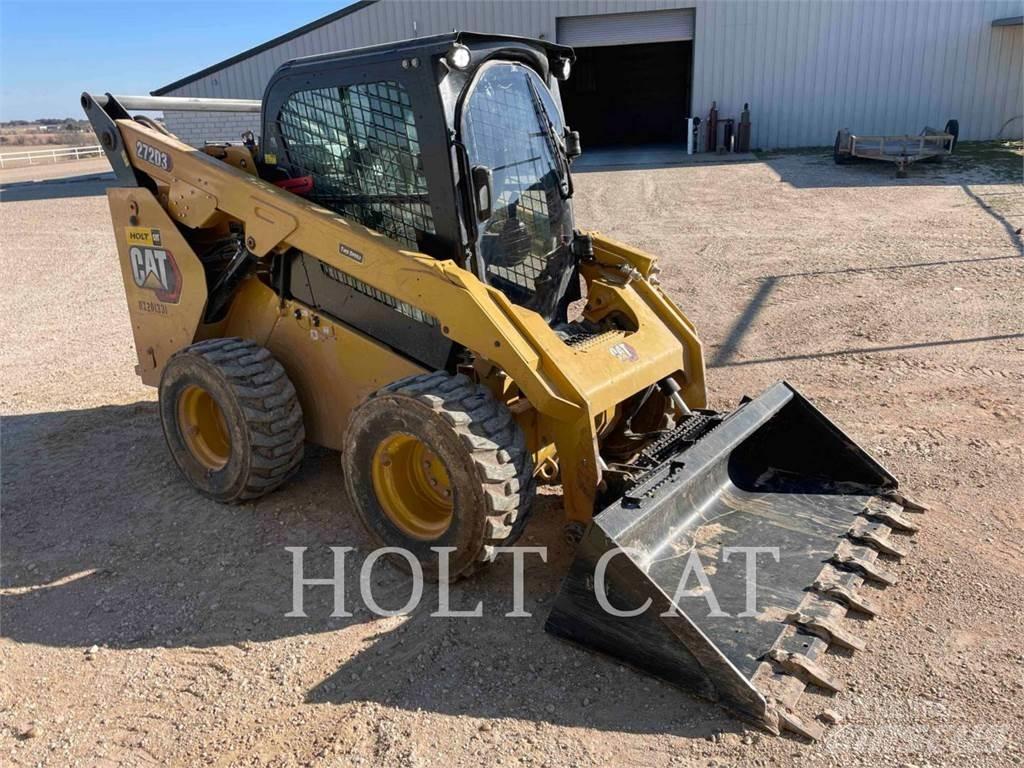 CAT 272D3 Міні-навантажувачі