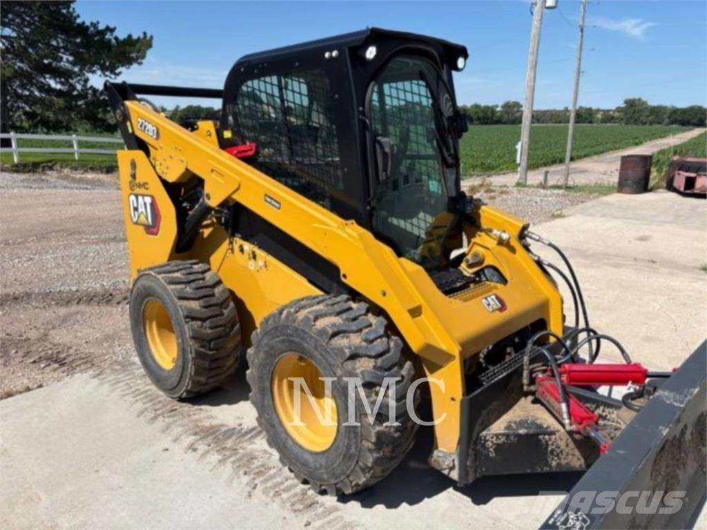 CAT 272D3 Міні-навантажувачі