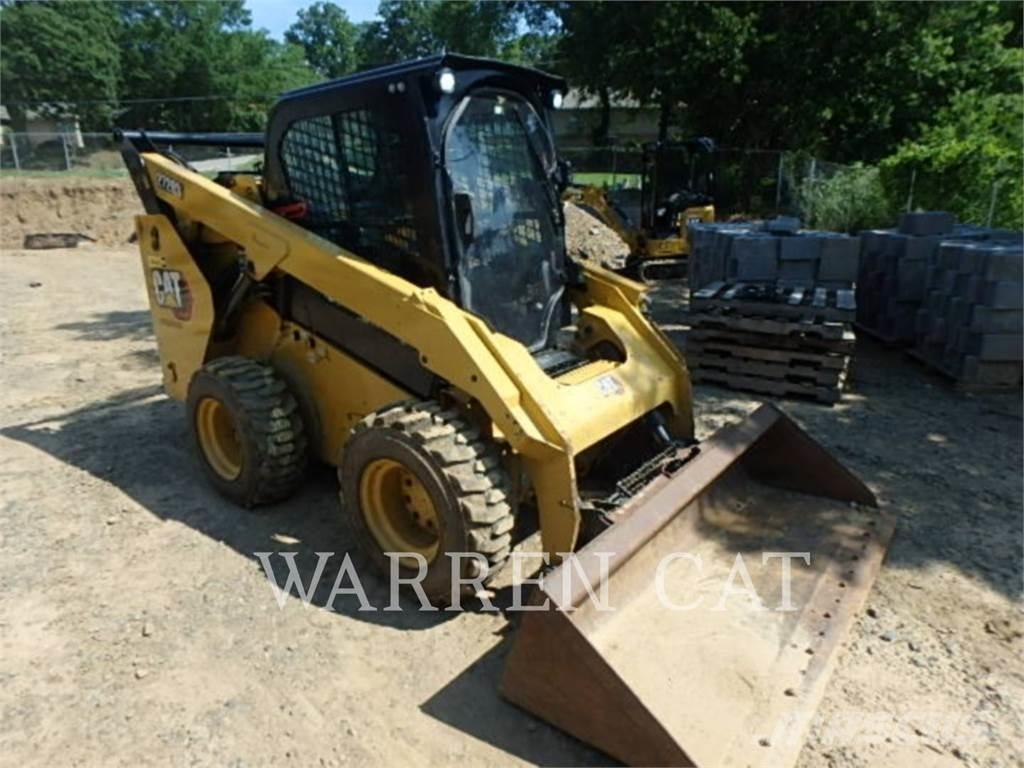 CAT 272D3 C3H1 Міні-навантажувачі