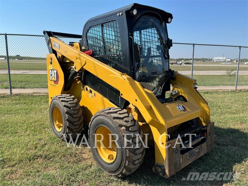 CAT 272D3 C3H1 Міні-навантажувачі