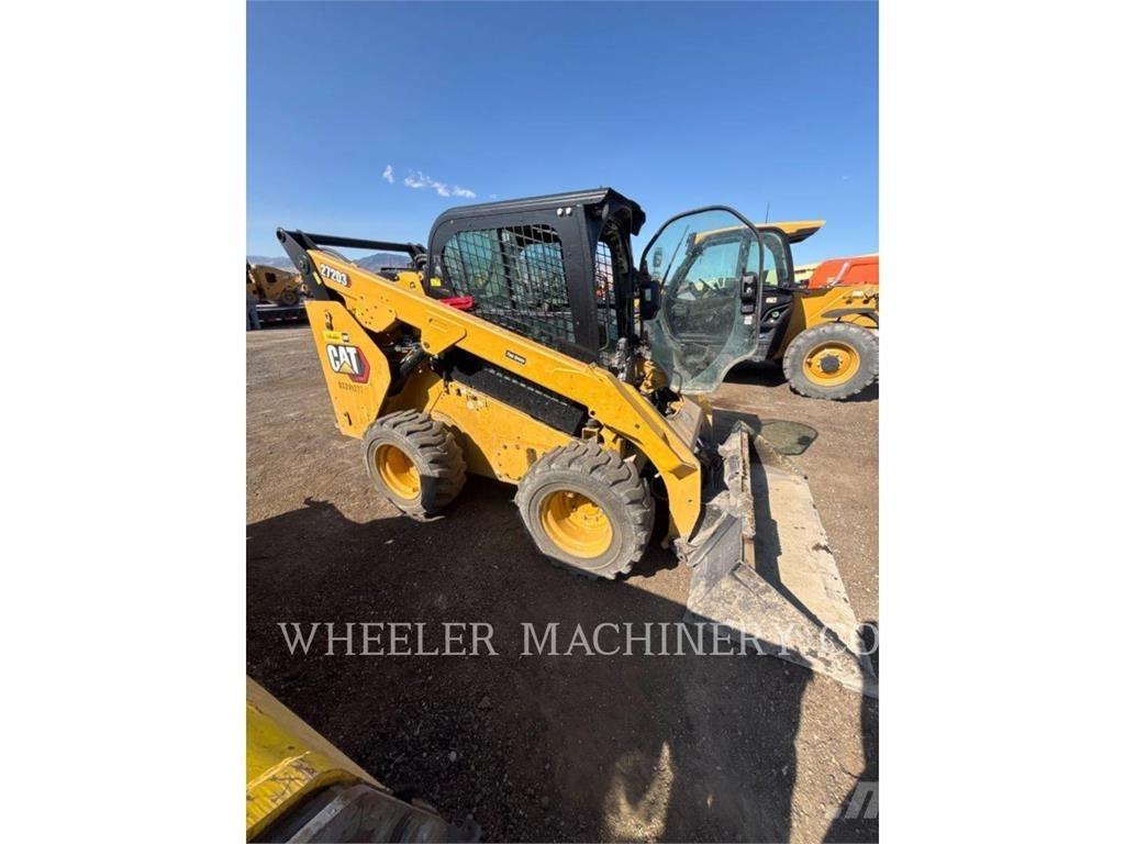 CAT 272D3 C3H2 Міні-навантажувачі
