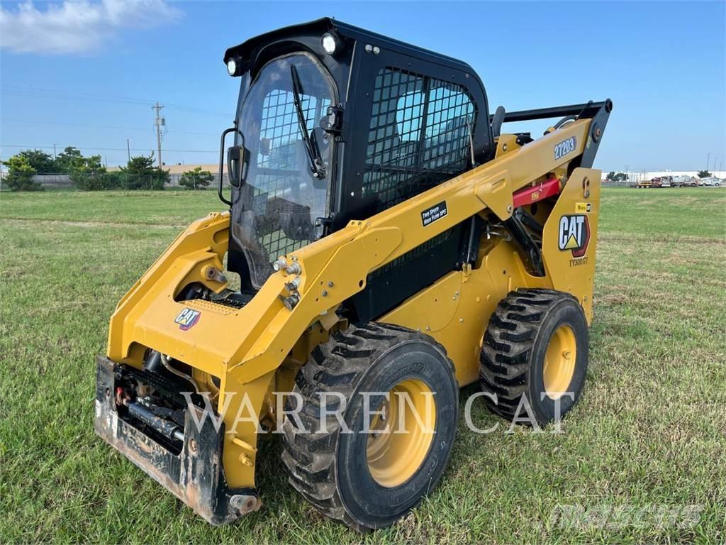 CAT 272D3 C3H3 Міні-навантажувачі
