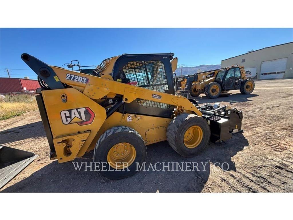 CAT 272D3 C3HF Міні-навантажувачі