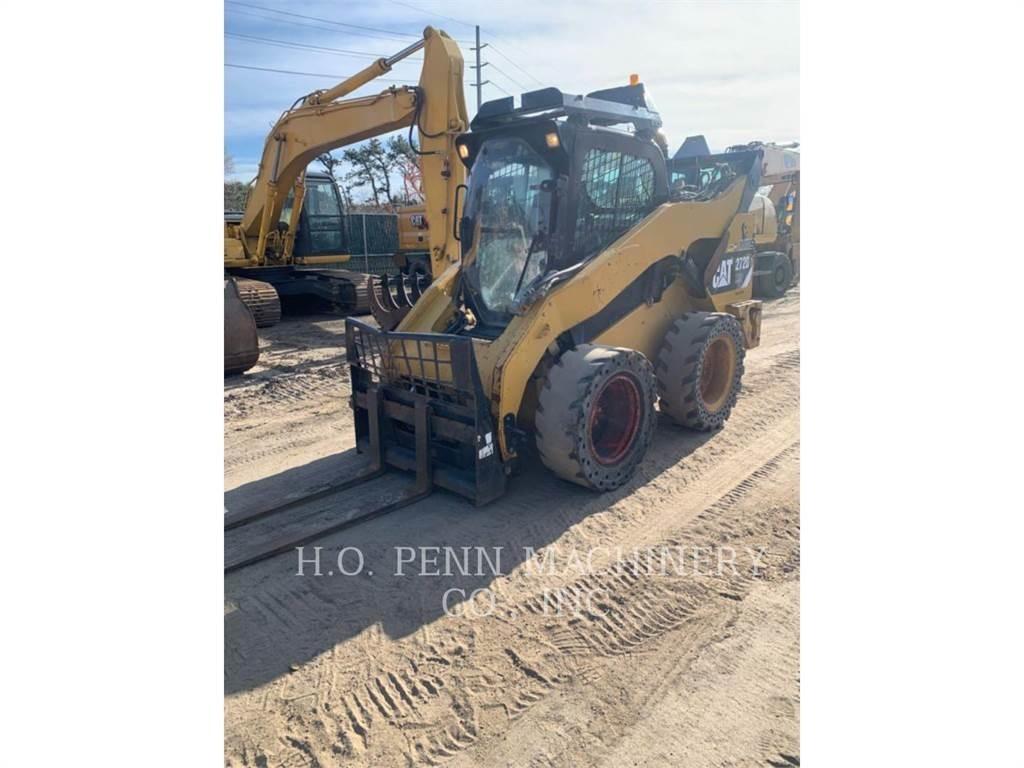 CAT 272DXHP Міні-навантажувачі