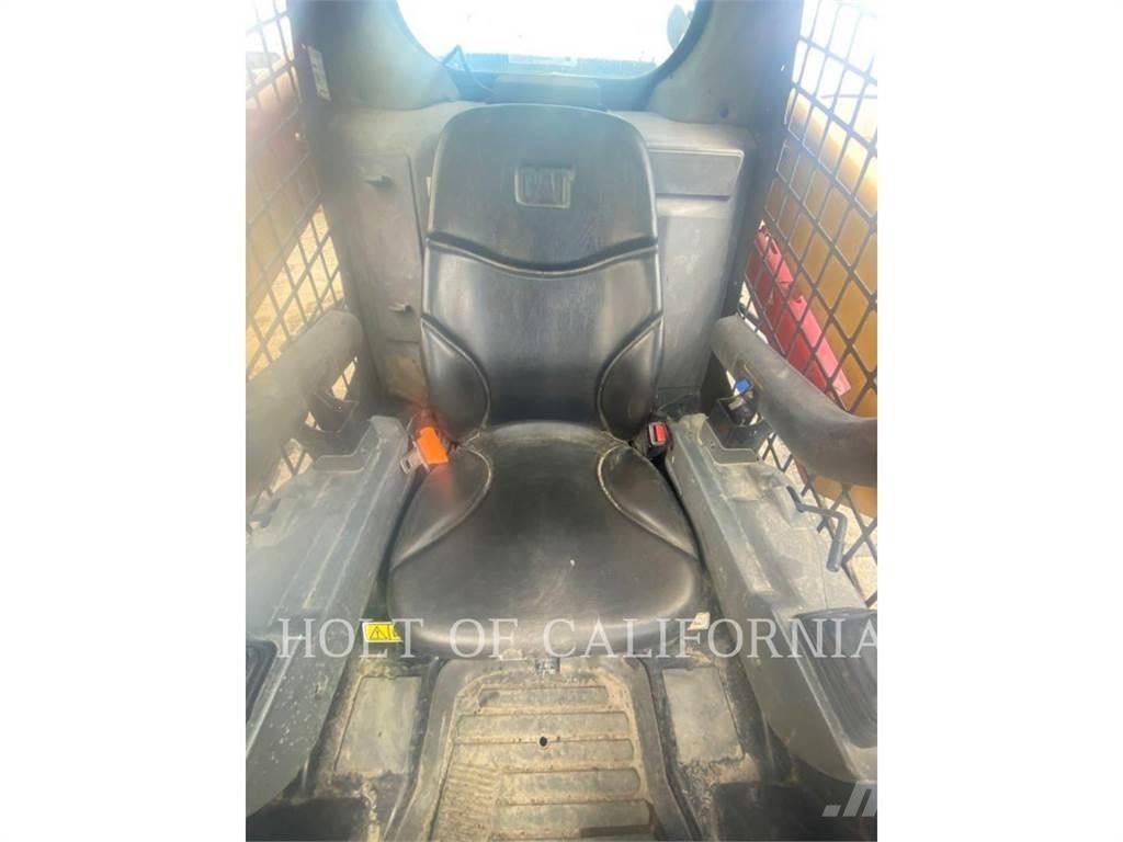 CAT 279 HF Міні-навантажувачі