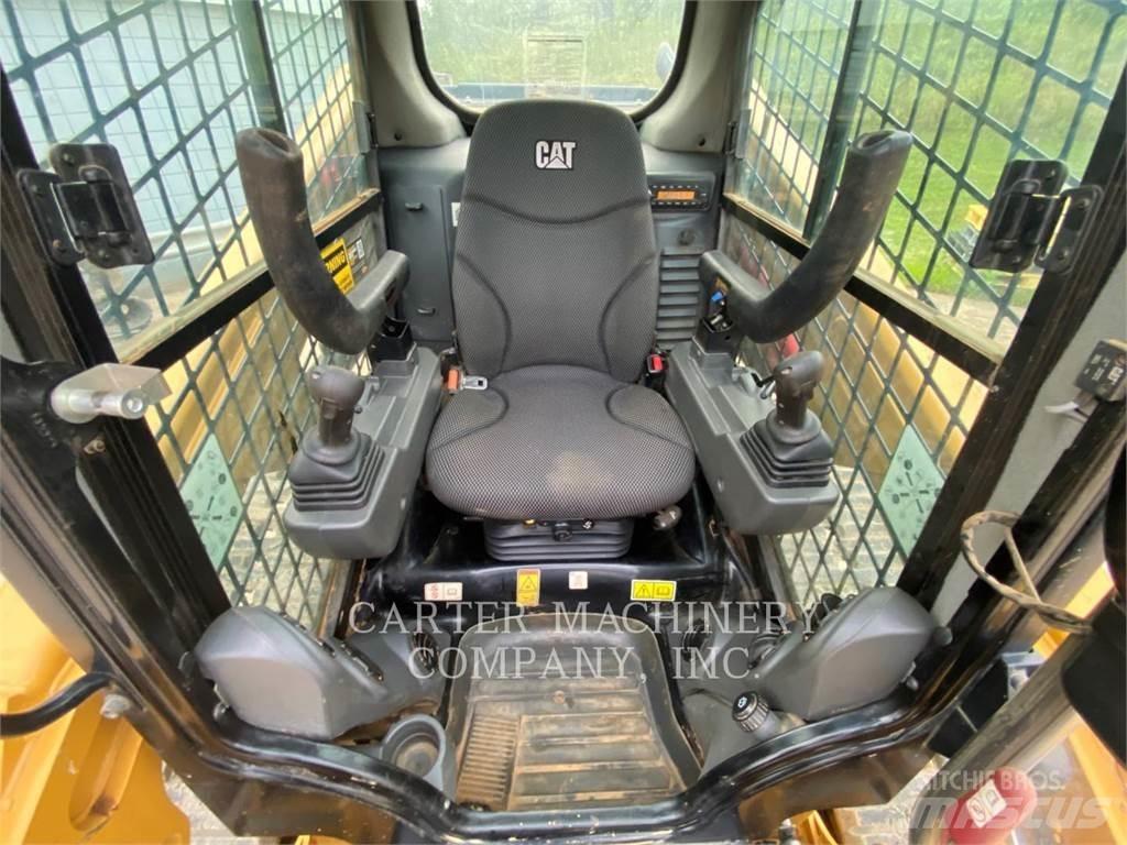 CAT 279D3 Міні-навантажувачі