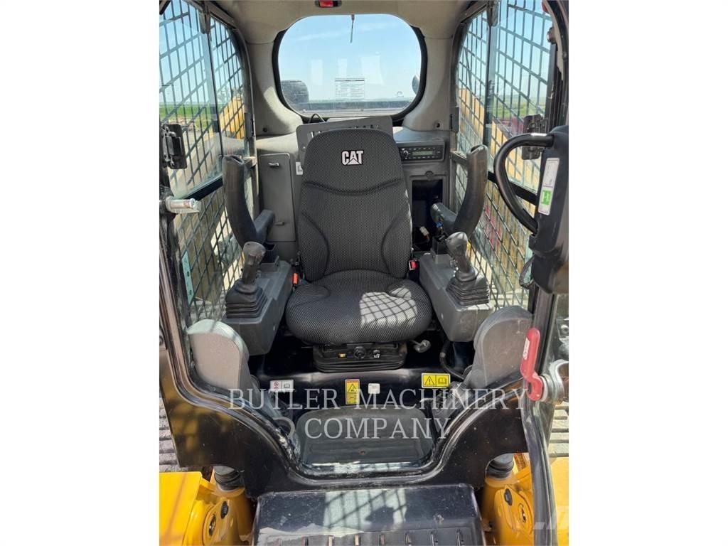 CAT 279D3 C3H2 Гусеничні вантажники
