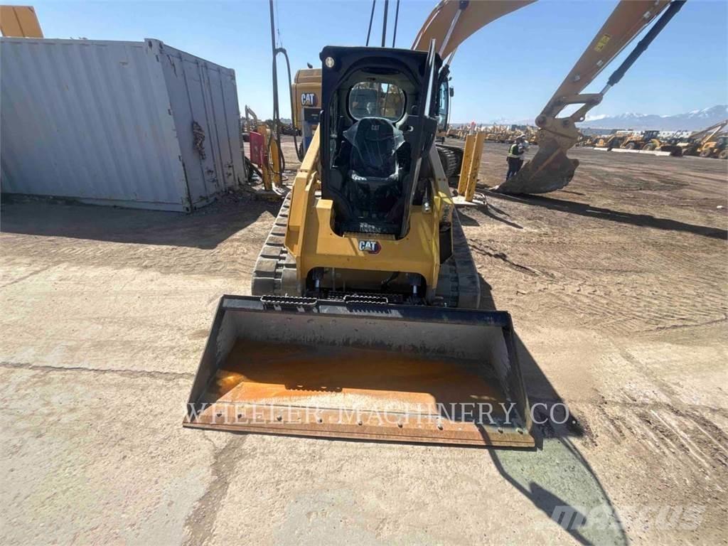 CAT 279D3 C3HF Гусеничні вантажники