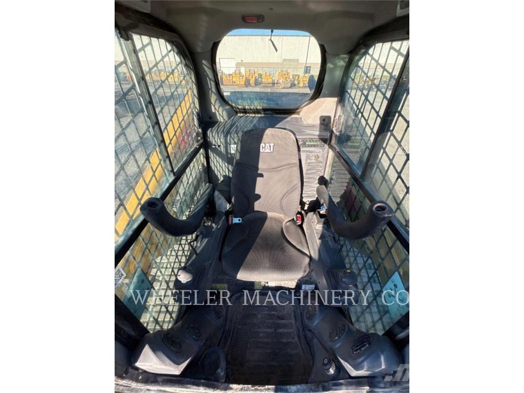 CAT 279D3 C3HF Гусеничні вантажники