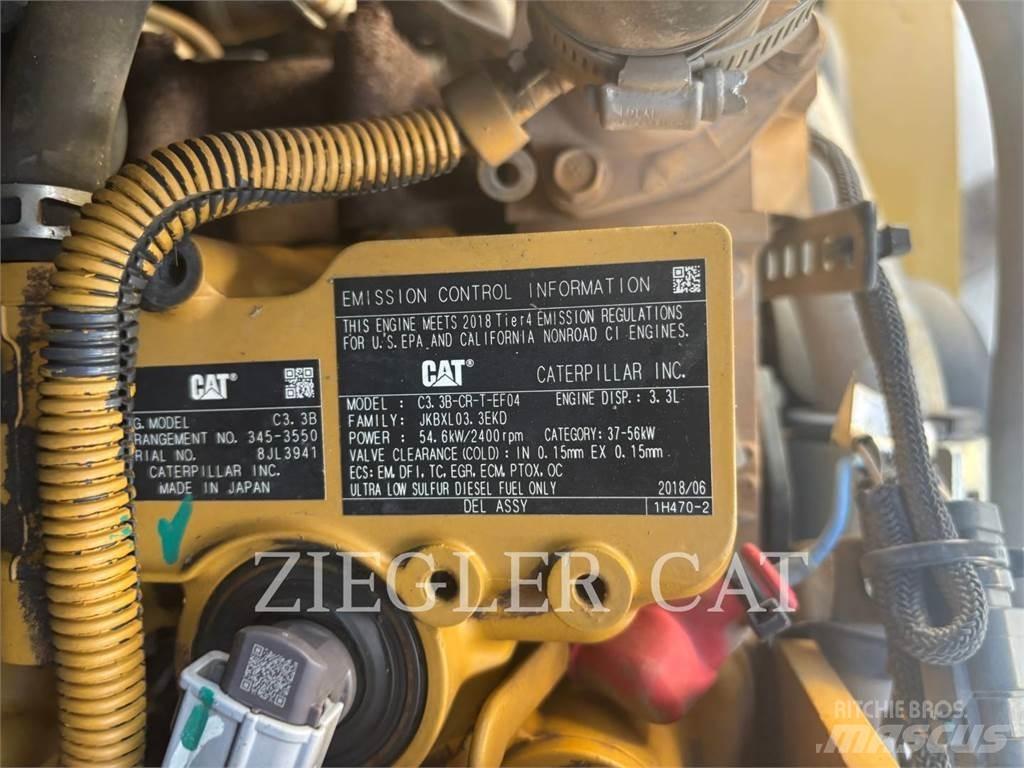 CAT 289D Гусеничні вантажники