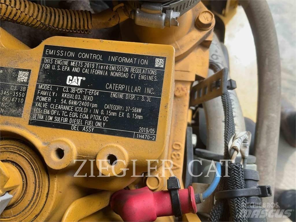 CAT 289D Гусеничні вантажники