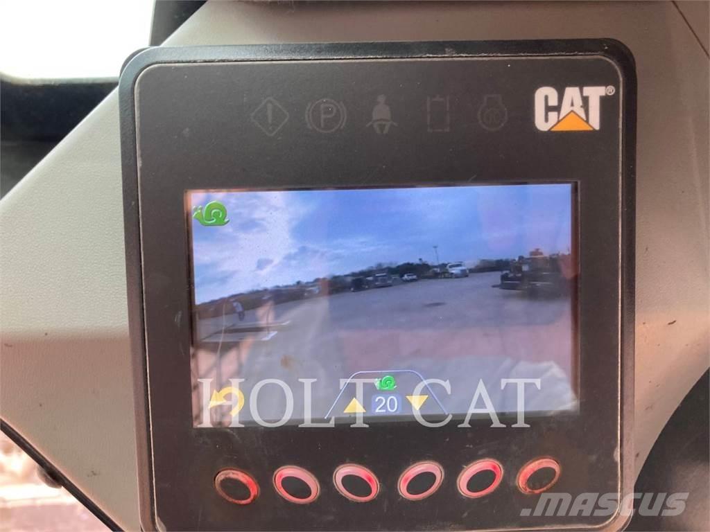 CAT 289D Гусеничні вантажники
