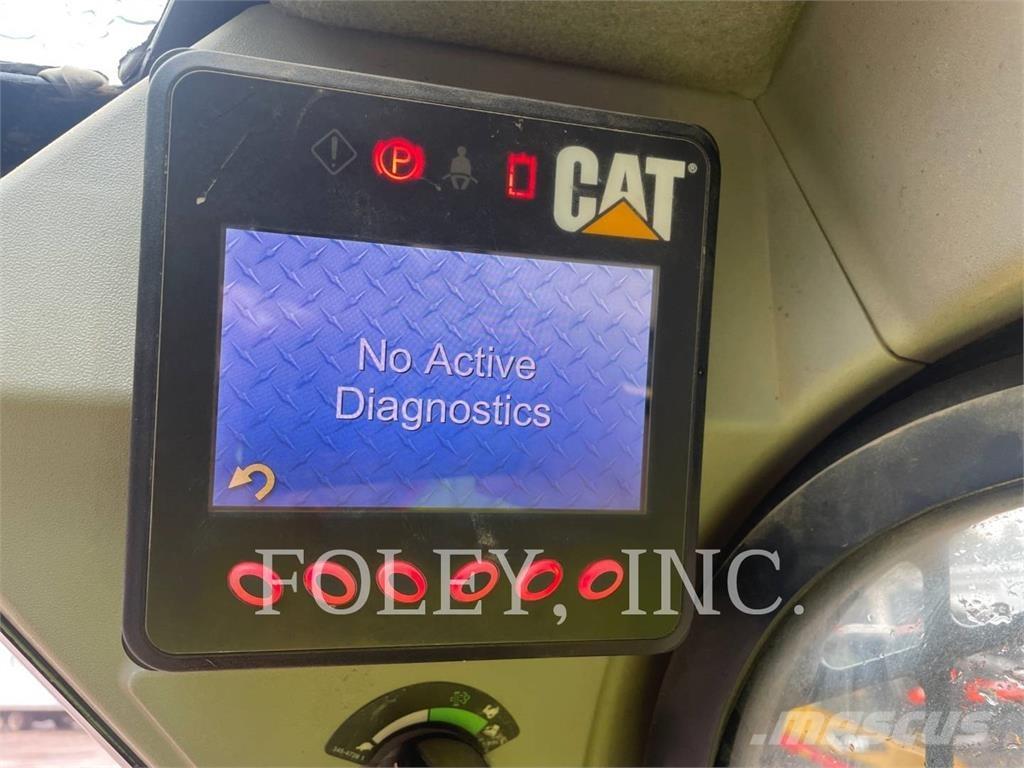 CAT 289D Гусеничні вантажники