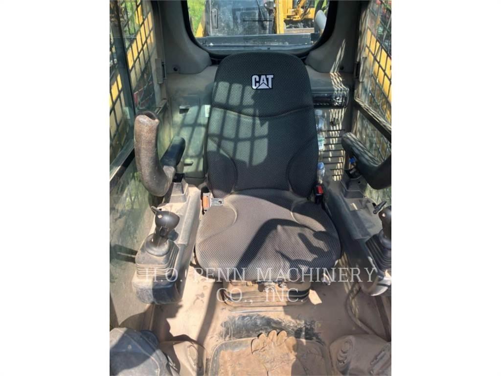 CAT 289D3 Гусеничні вантажники