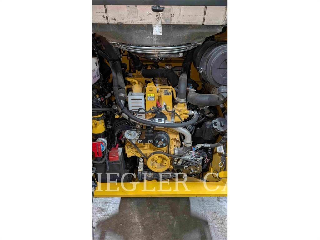 CAT 289D3 Гусеничні вантажники