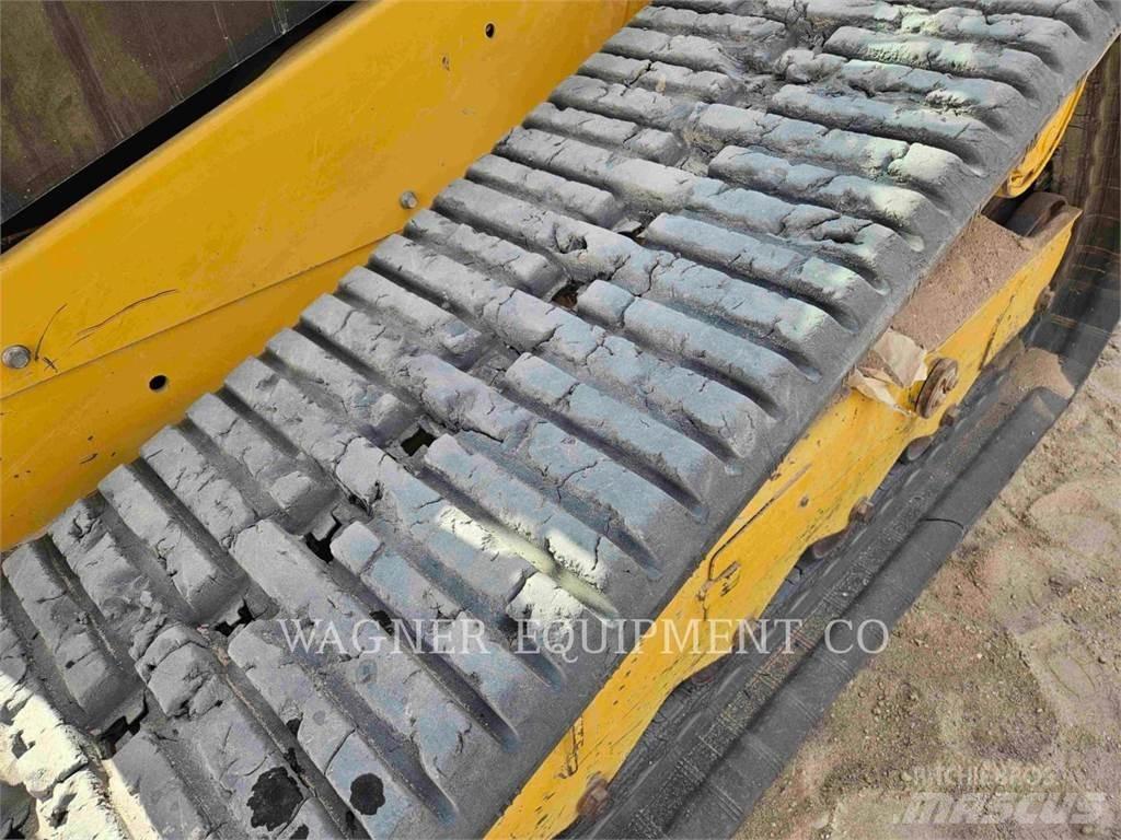 CAT 299D2 Гусеничні вантажники
