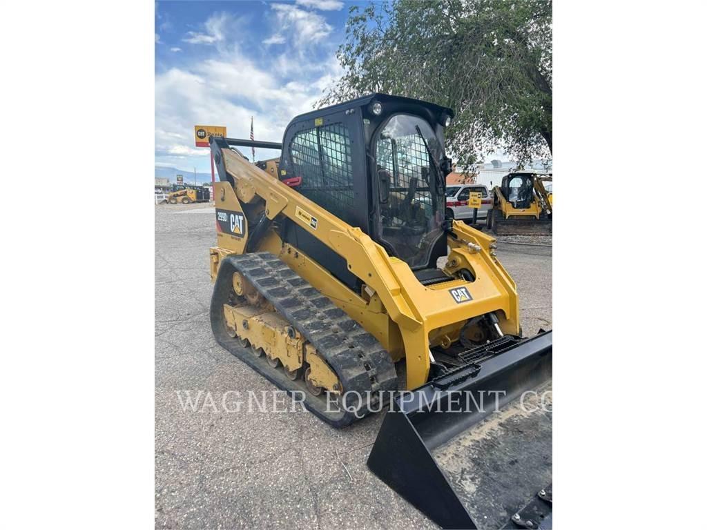 CAT 299D2 Гусеничні вантажники