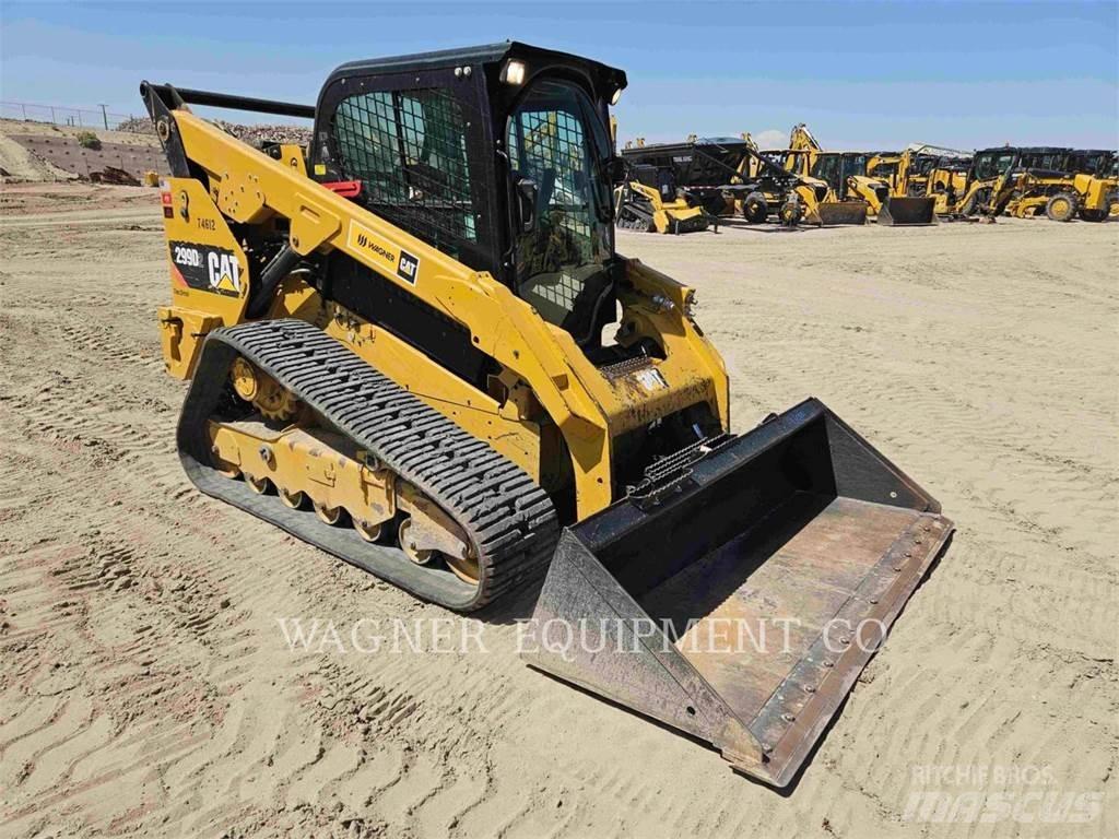CAT 299D2 Гусеничні вантажники
