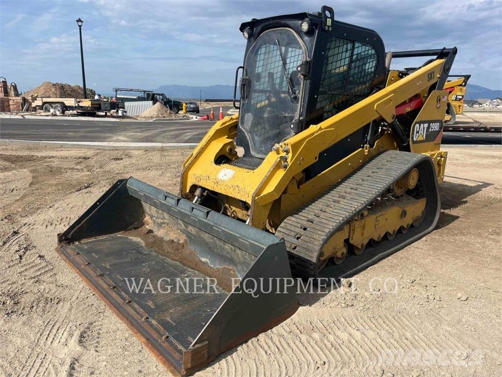 CAT 299D2 Гусеничні вантажники