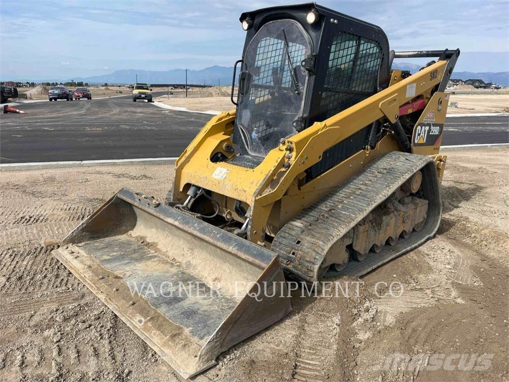 CAT 299D2 Гусеничні вантажники