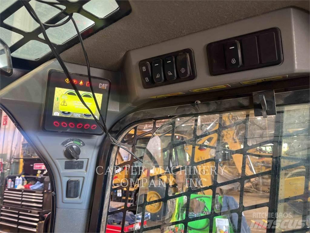 CAT 299D3 Міні-навантажувачі