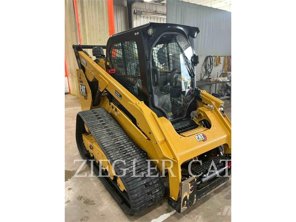 CAT 299D3 Гусеничні вантажники
