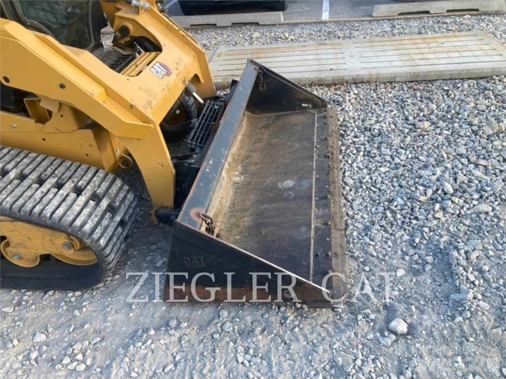 CAT 299D3 Гусеничні вантажники