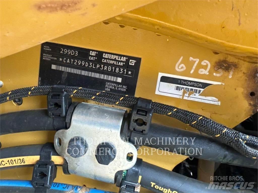 CAT 299D3 Гусеничні вантажники