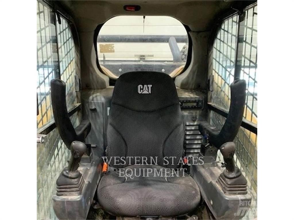 CAT 299D3 Міні-навантажувачі